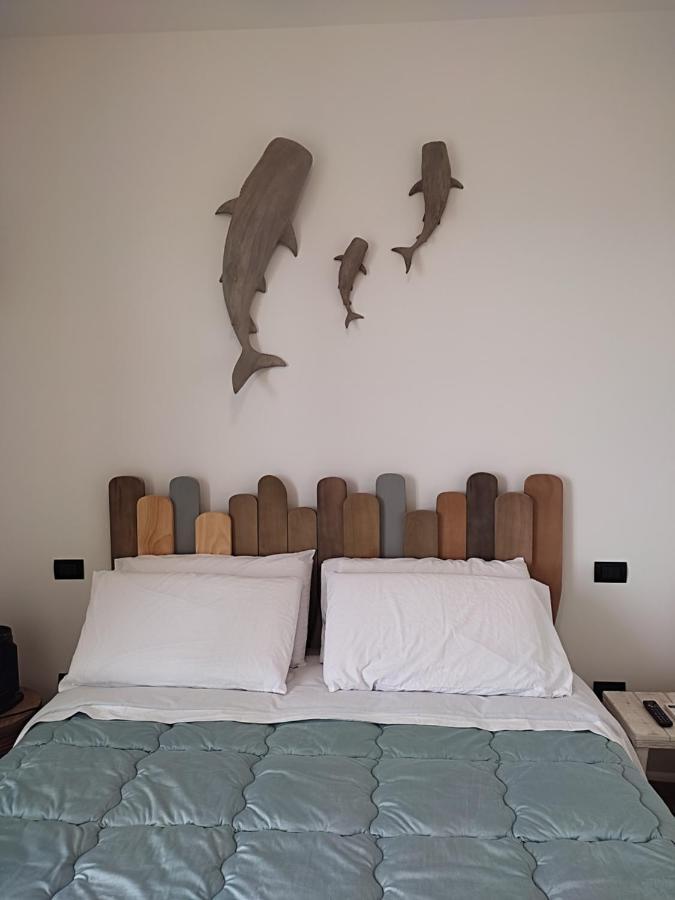 ジョヴィナッツォ Vento Di Bolina Bed & Breakfast エクステリア 写真