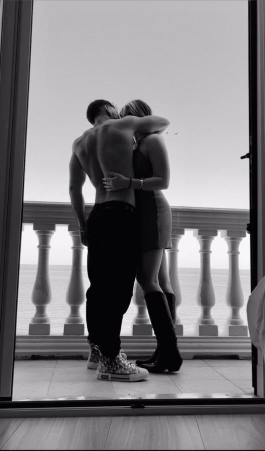 ジョヴィナッツォ Vento Di Bolina Bed & Breakfast エクステリア 写真